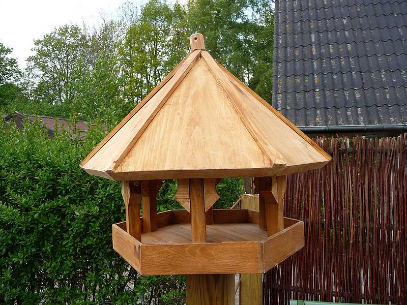 færdigt 6 kantet foderbræt-str 2 med dekoration