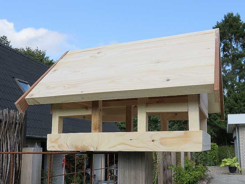 Rektangulær foderhus med bindingsværk - fra siden - uden træbeskyttelse