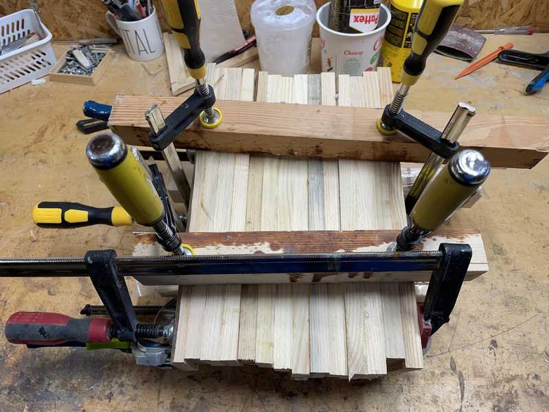 limning af 2 stykker træ for at lave 20 mm tykkelse